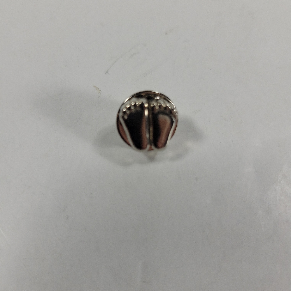 VNTG Precious Feet Lapel Pin In Silver Color A14